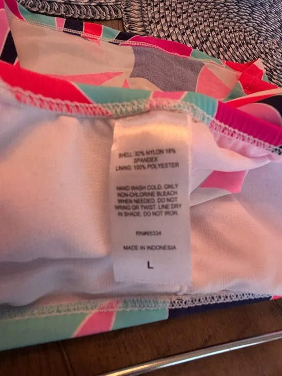 Bikini Top with Removable Straps- NWT - Picture 4 of 5